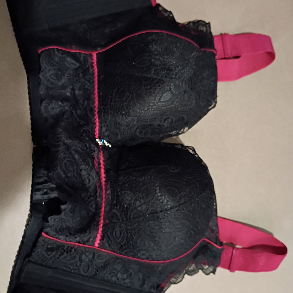 Chic Black and Pink Lace Bra